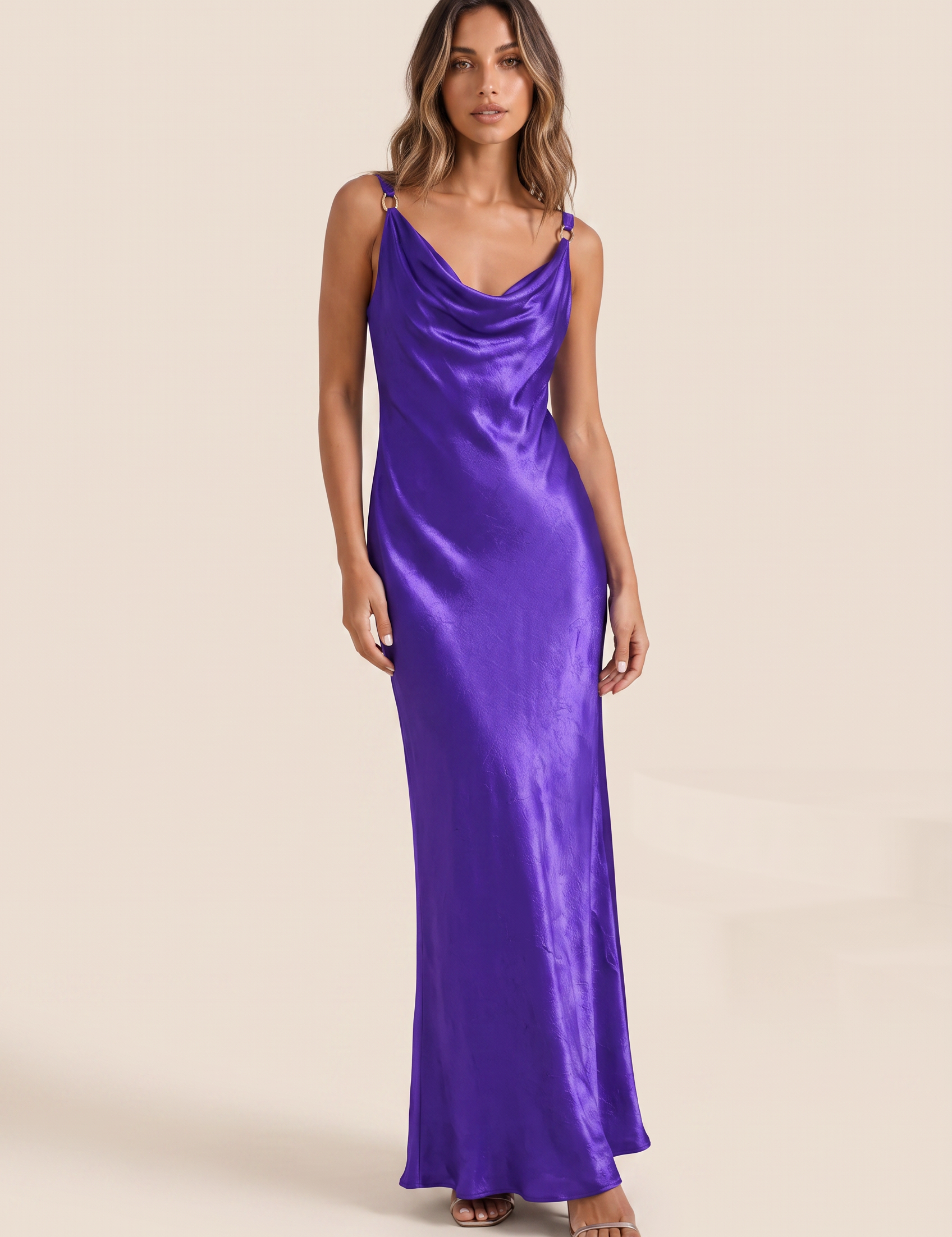 Robe violette satinée dos nu | Vue de face | Lounelle Paris