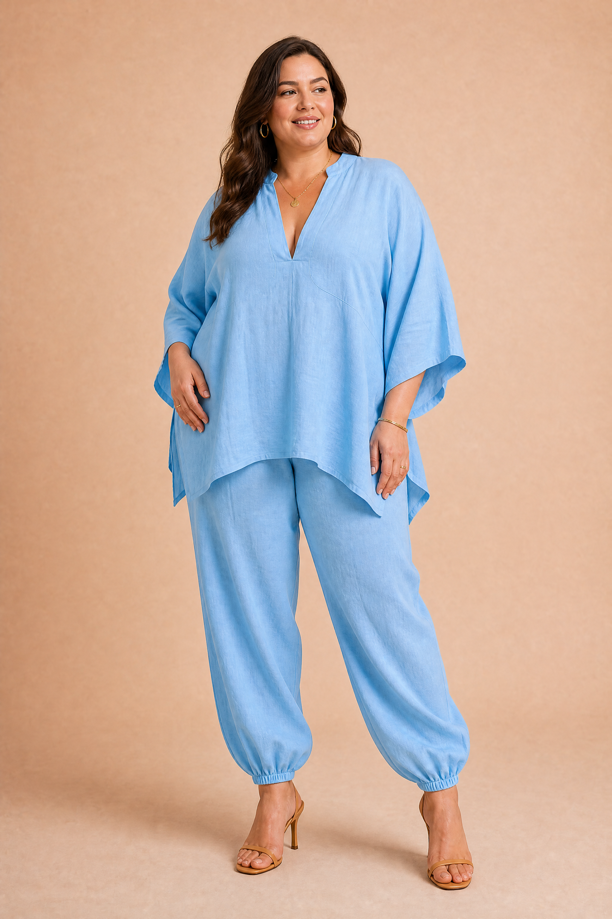 Ensemble fluide col V | Porté sur une silhouette plus ronde | Lounelle Paris