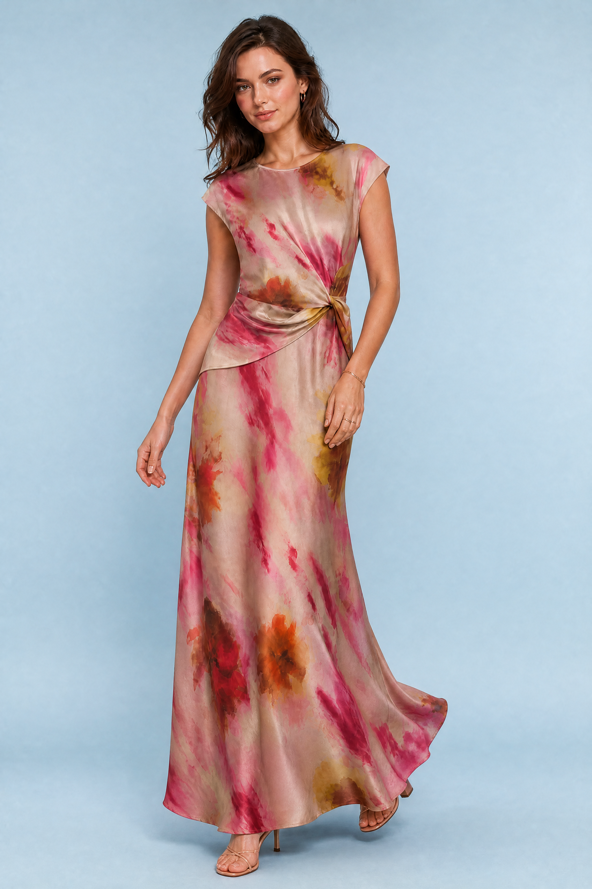 Robe longue beige rosé imprimée | Vue en mouvement | Lounelle Paris