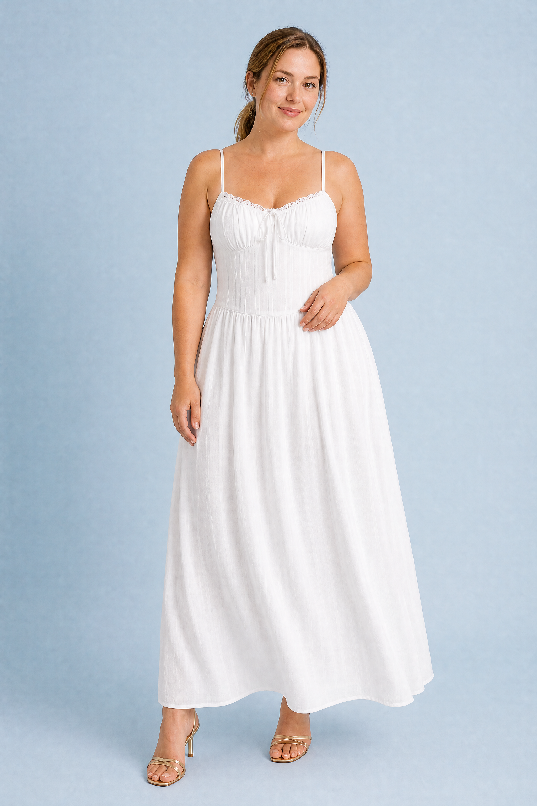 Robe longue blanche bretelles dentelle | Porté sur une autre silhouette | Lounelle Paris