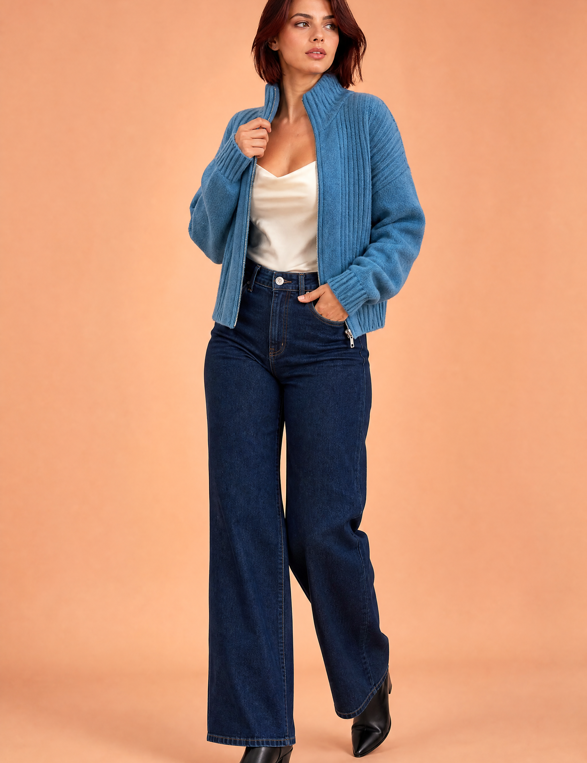 Gilet bleu zippé col montant | Vue de face | Lounelle Paris