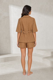 Ensemble camel ceinturé en lin | Lounelle Paris