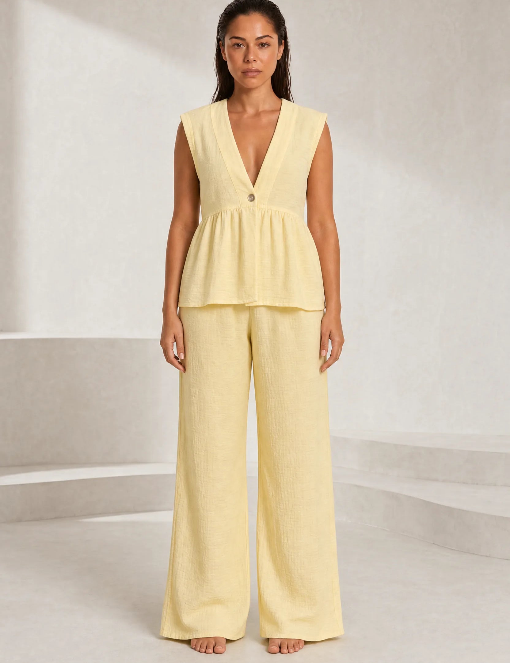 Ensemble pantalon jaune col V | Lounelle Paris