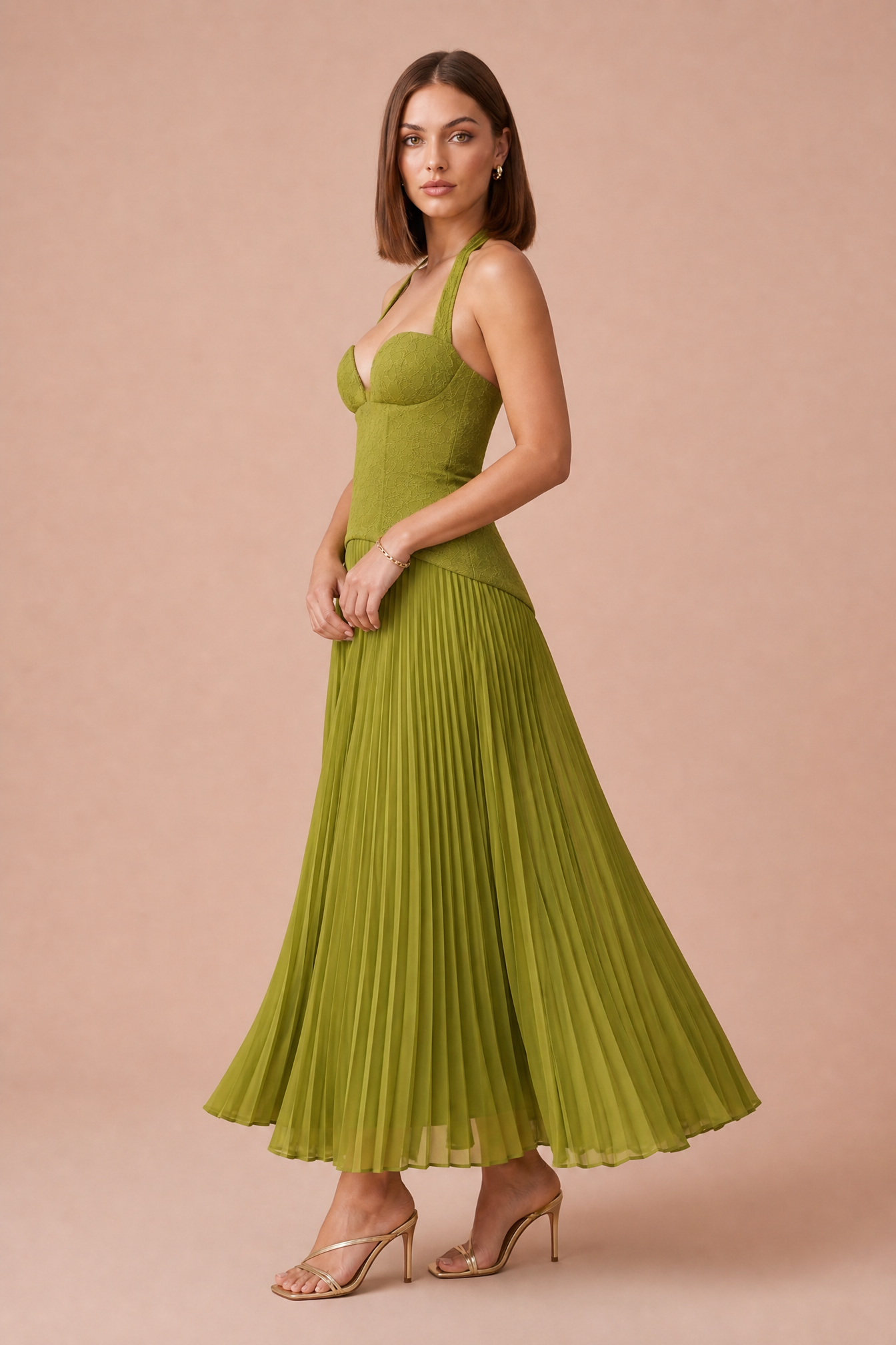 Robe jaune-vert col licou dos nu | Vue de profil | Lounelle Paris