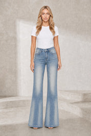 Jean bleu délavé coupe évasée | Lounelle Paris