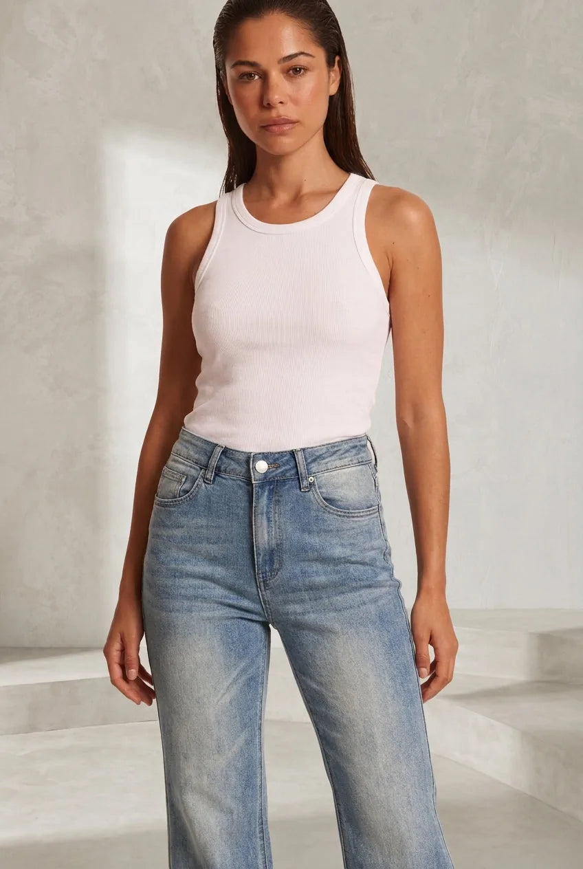 Jean bleu délavé coupe évasée | Lounelle Paris