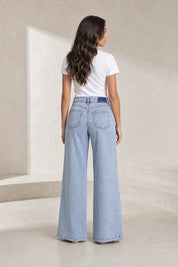 Jean bleu jambe large crochet | Lounelle Paris