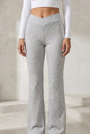 Pantalon gris taille en V évasé | Lounelle Paris