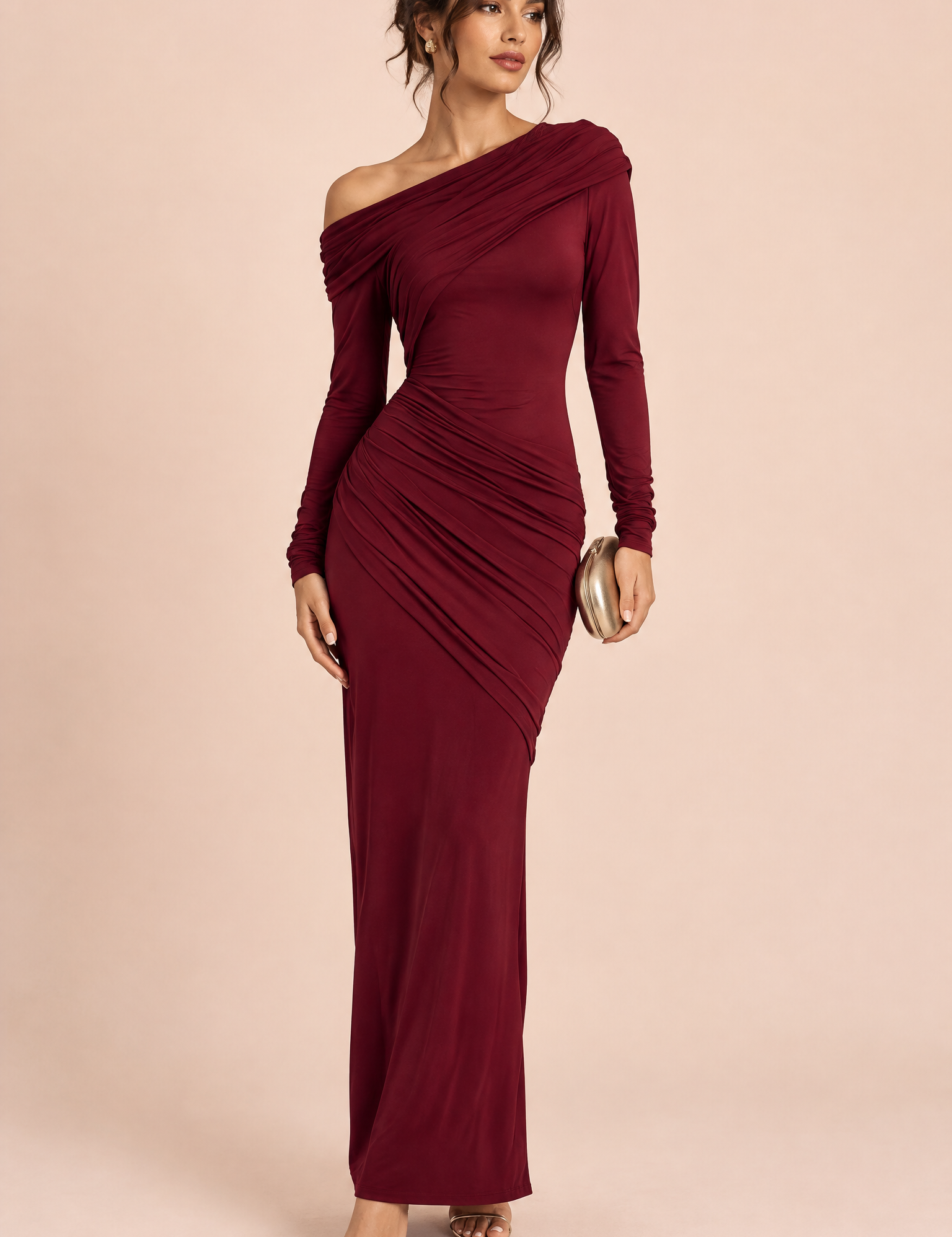 Robe longue bordeaux à encolure asymétrique et détails froncés | Vue de face | Lounelle Paris