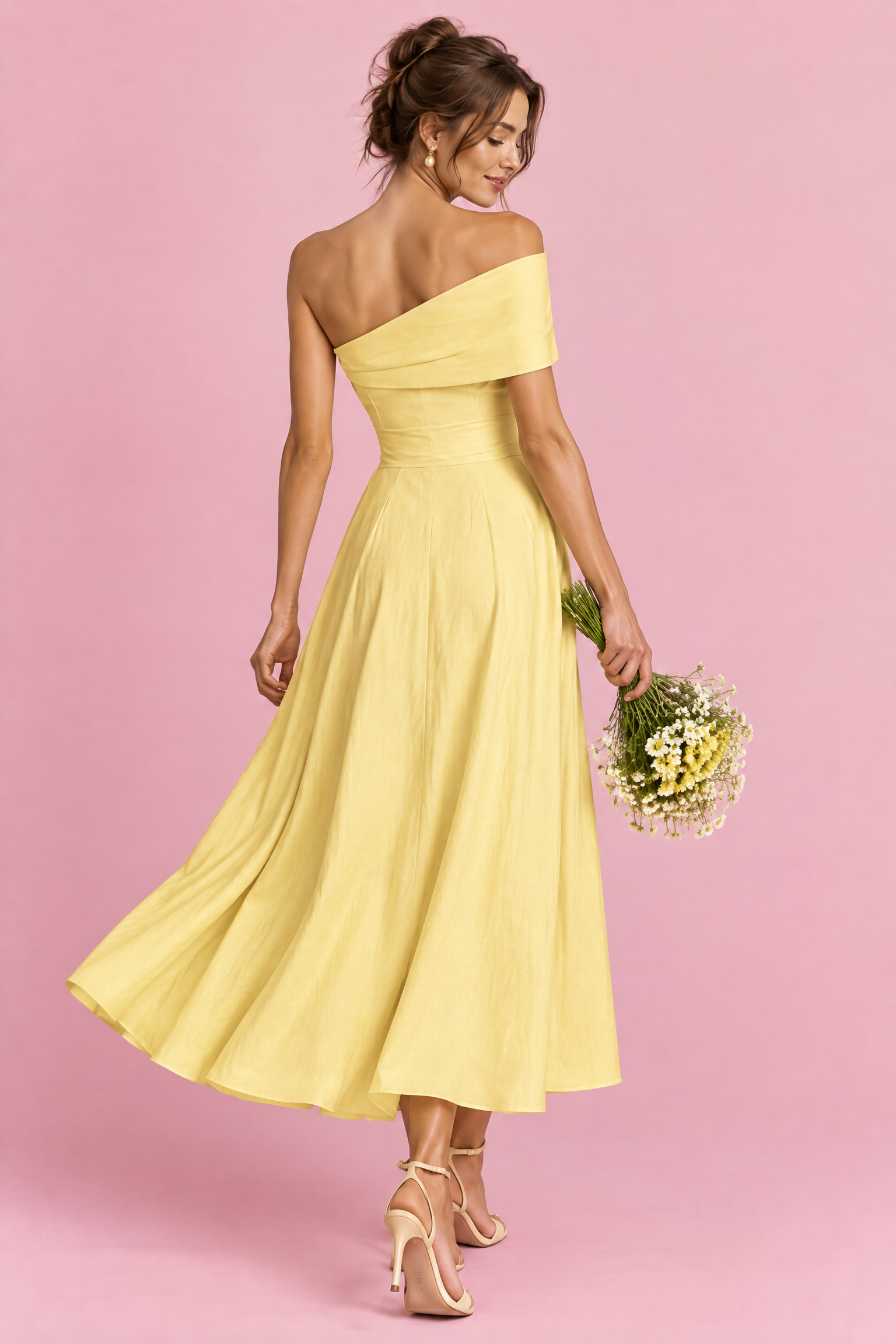 Robe asymétrique jaune à épaules dénudées | Vue de dos | Lounelle Paris
