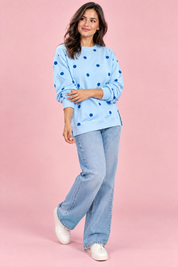 Sweat-shirt oversize bleu à pois | Porté sur une autre silhouette | Lounelle Paris
