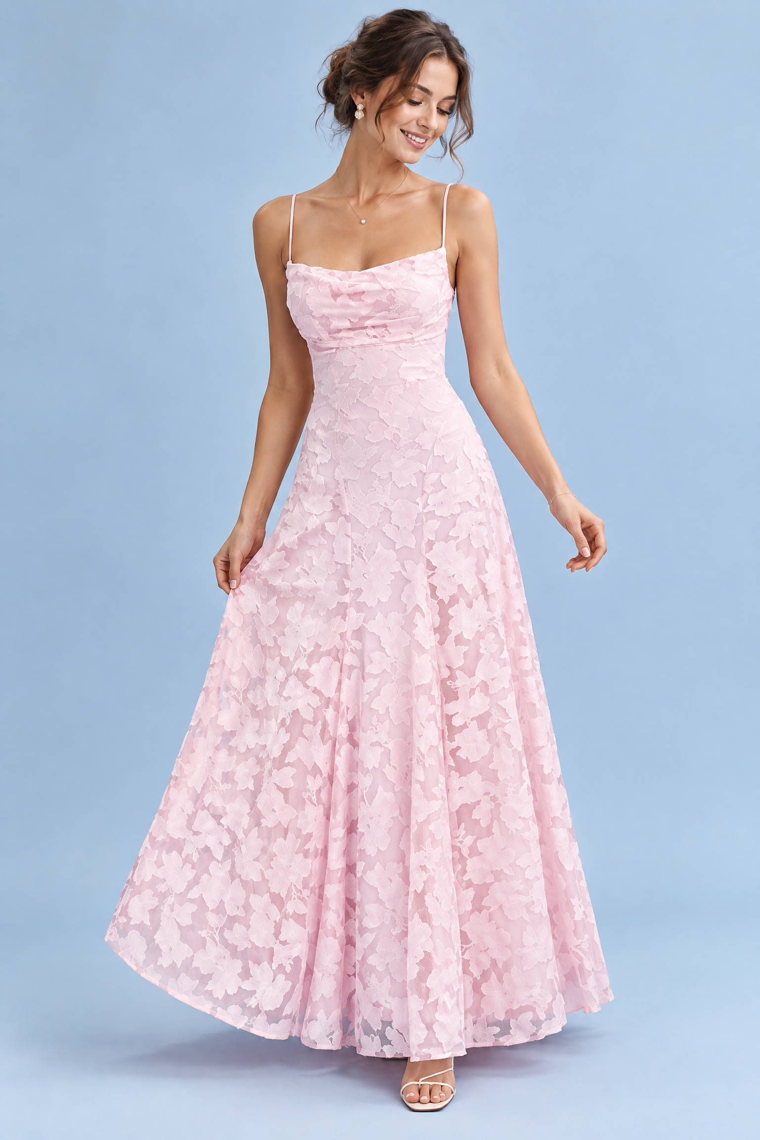 Robe longue fleurie rose à col bénitier | Vue de face | Lounelle Paris