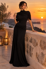 Robe longue noire à col montant et manches courtes façon cape | Deuxième photo lifestyle | Lounelle Paris