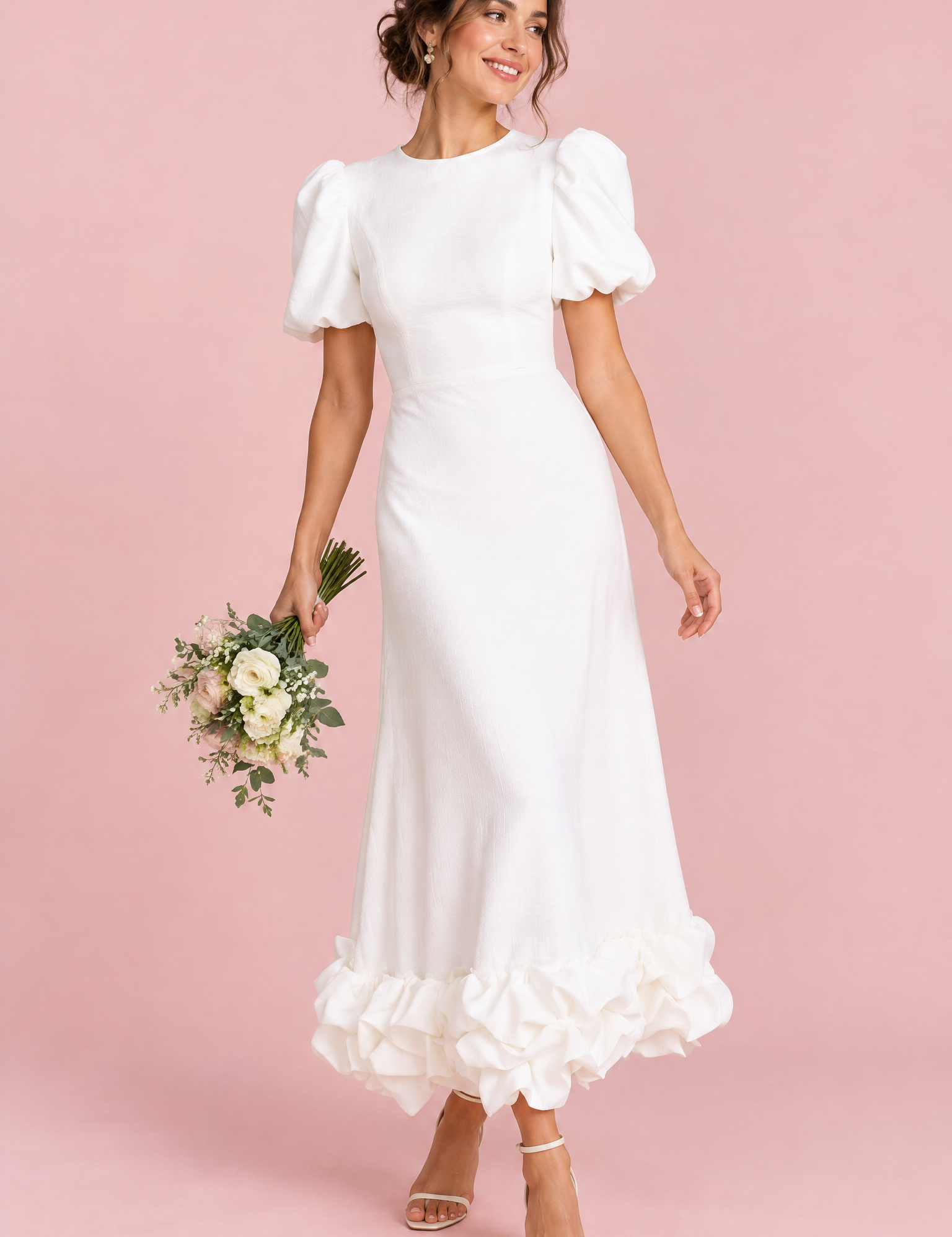 Robe longue blanche à manches bouffantes et volant | Vue de face | Lounelle Paris