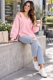 Top rose à épaules dénudées et col V | Photo lifestyle | Lounelle Paris