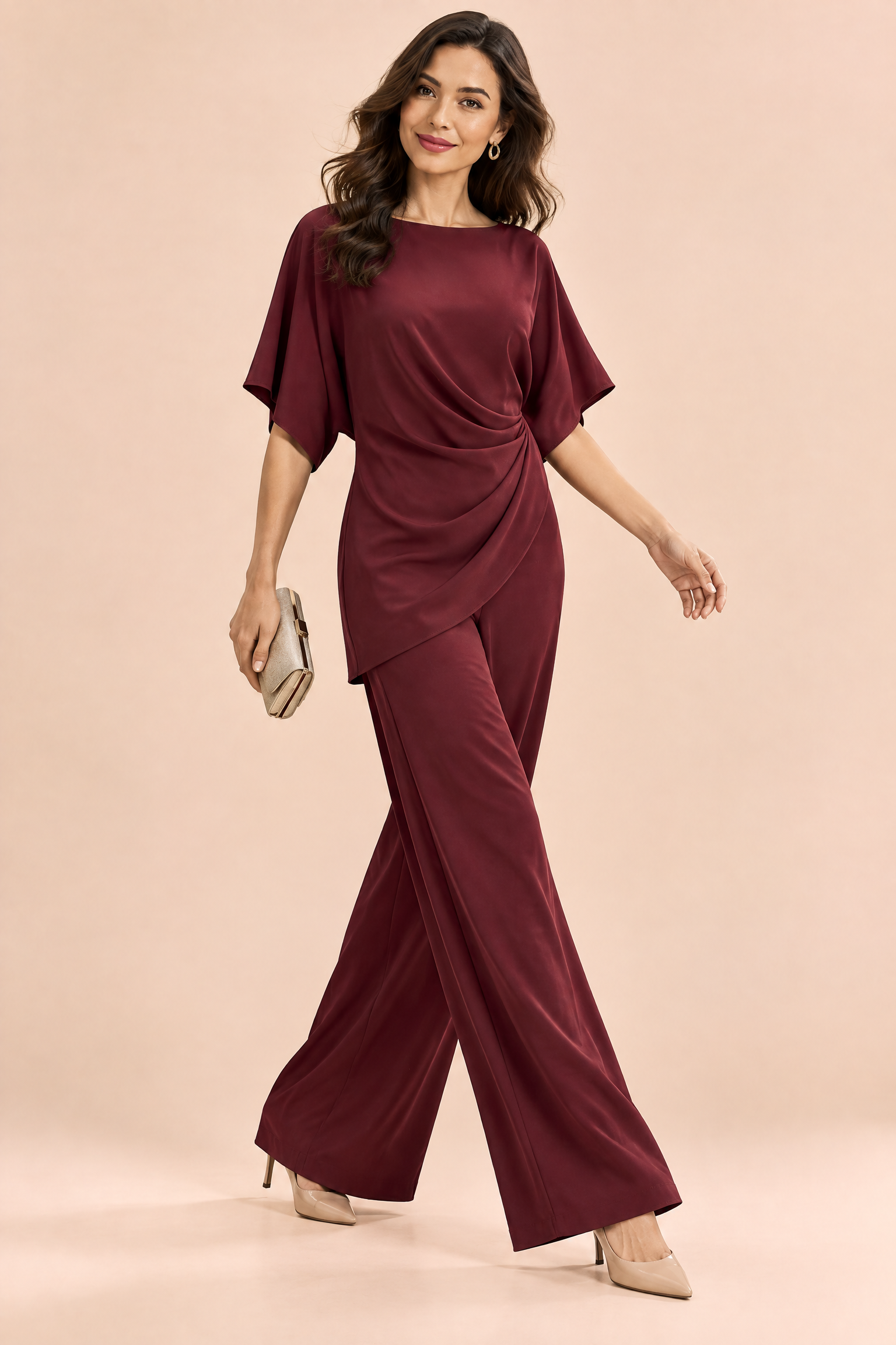 Ensemble pantalon bordeaux plissé effet portefeuille | Vue en mouvement | Lounelle Paris