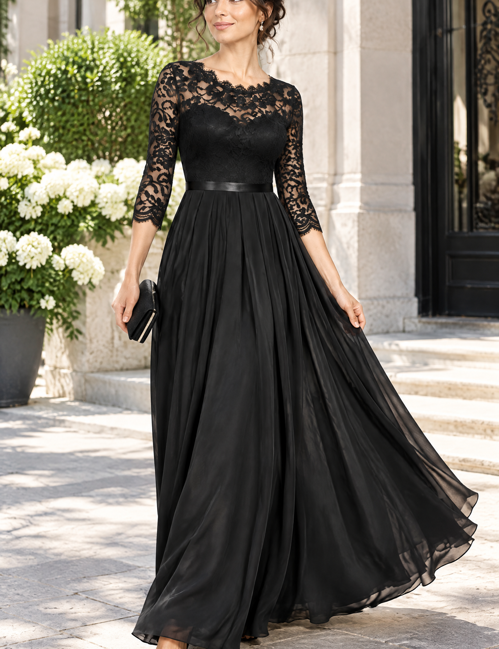 Robe longue noire à empiècement en dentelle | Photo lifestyle | Lounelle Paris