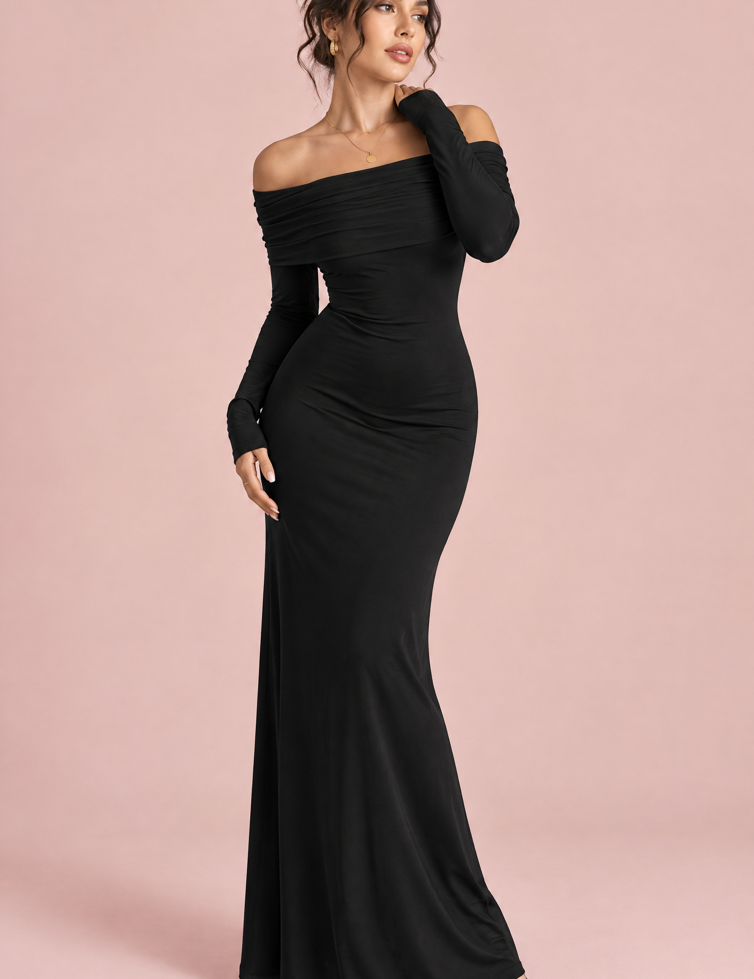 Robe longue noire asymétrique à fronces et drapé | Vue de face | Lounelle Paris