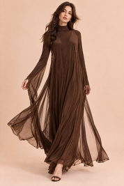 Robe marron dos nu avec cape | Vue en mouvement | Lounelle Paris