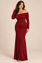 Robe longue bordeaux asymétrique à fronces et drapé | Porté sur une autre silhouette | Lounelle Paris