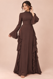 Robe longue marron à volants et manches cloche | Vue de face | Lounelle Paris