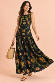 Robe longue noire fleurie à volants | Vue en mouvement | Lounelle Paris