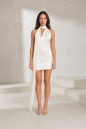 Robe courte satinée dos nu | Lounelle Paris