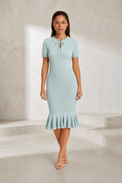 Robe en maille côtelée col volanté | Lounelle Paris