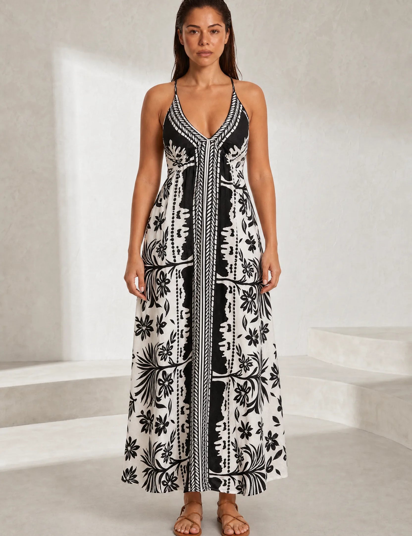 Robe longue blanche à fines bretelles | Lounelle Paris