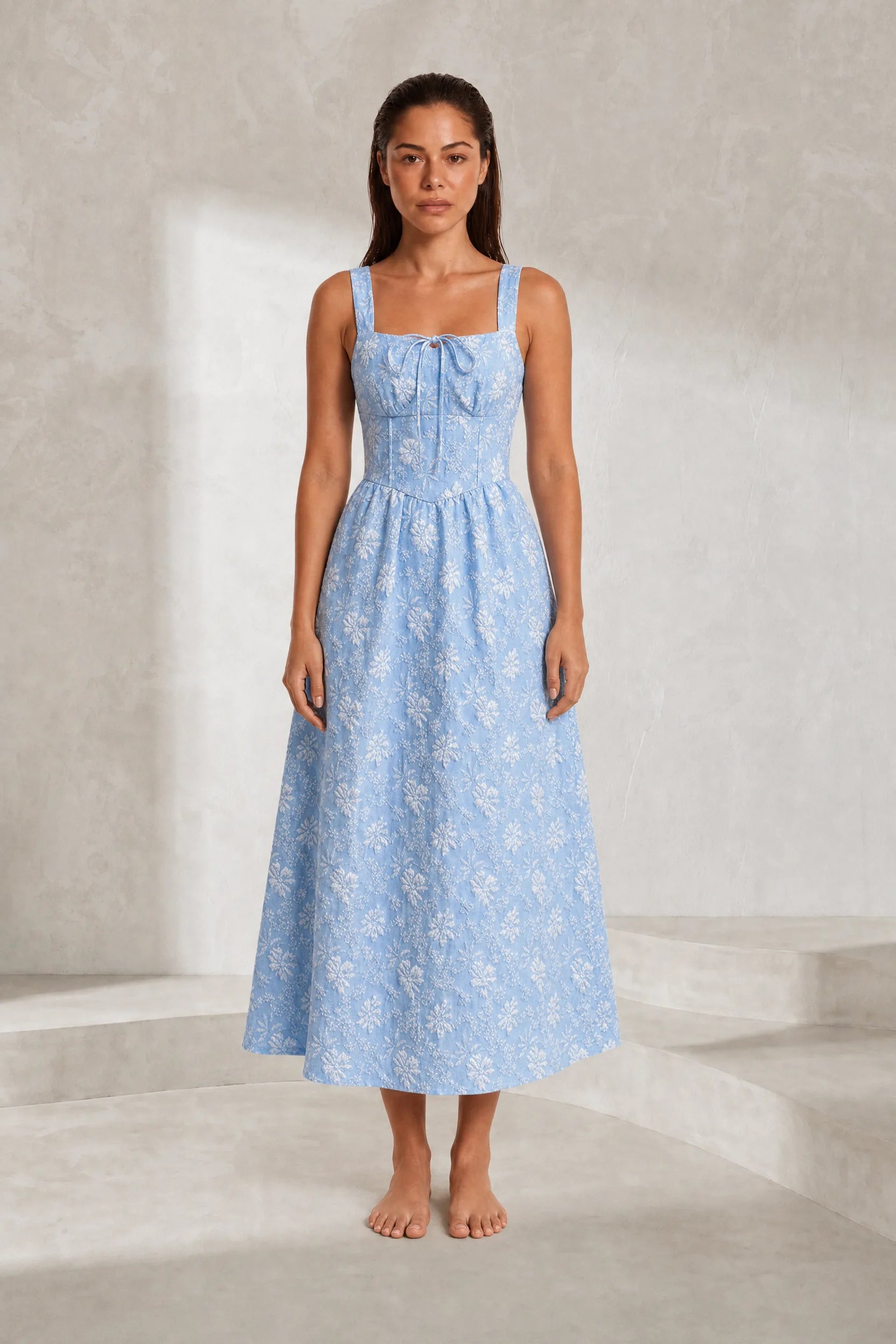 Robe longue bleue encolure carrée dos smocké | Lounelle Paris