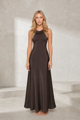 Robe longue marron col drapé