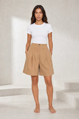 Short plissé taille haute